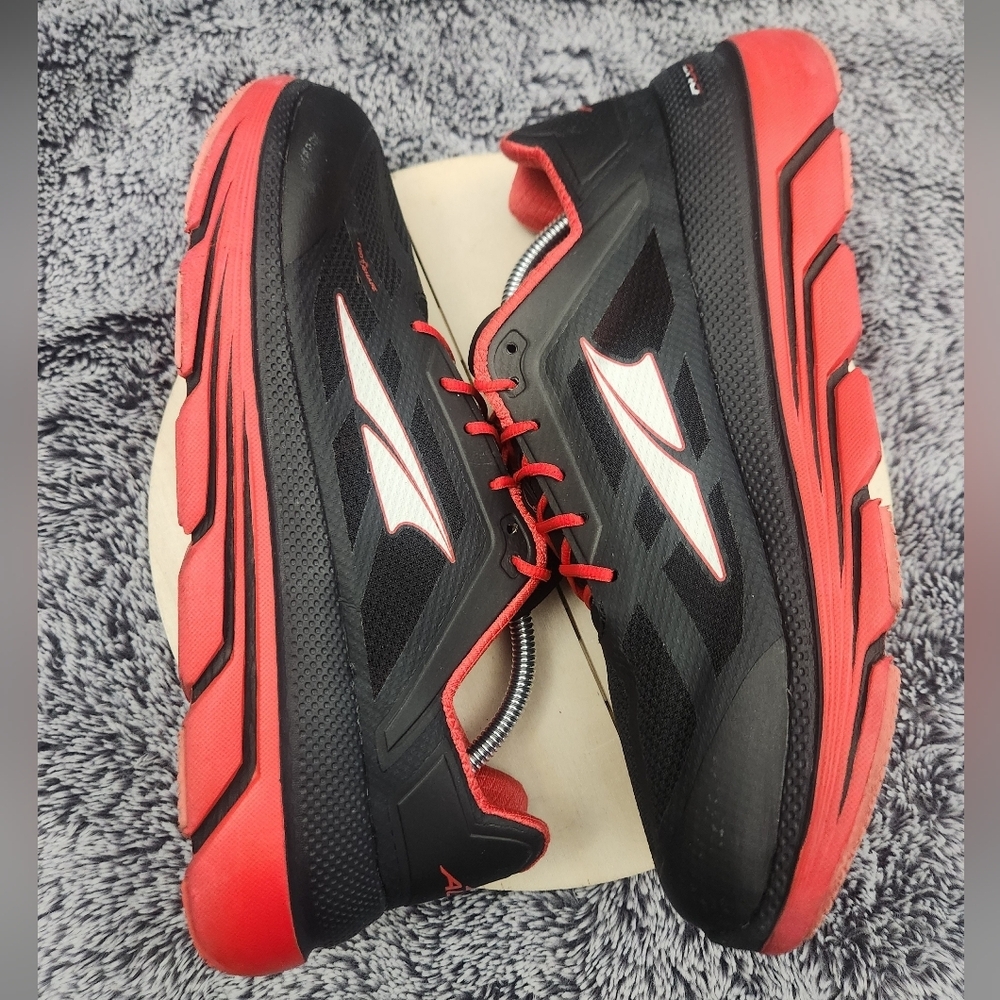 Altra Duo Running Shoes Lightweight Foot Shape Red Black Men's Size 10.5 - Picture 5 of 9